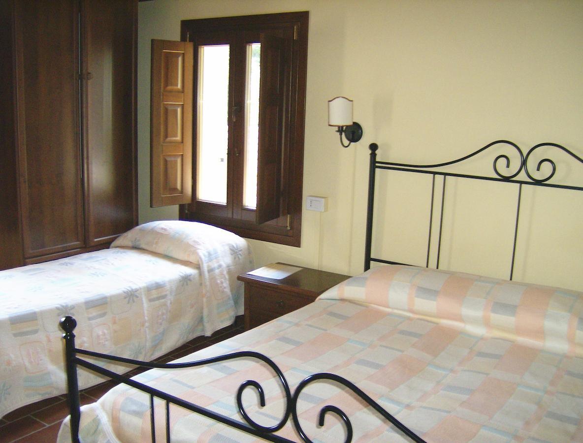 Agriturismo La Marletta 이몰라 객실 사진
